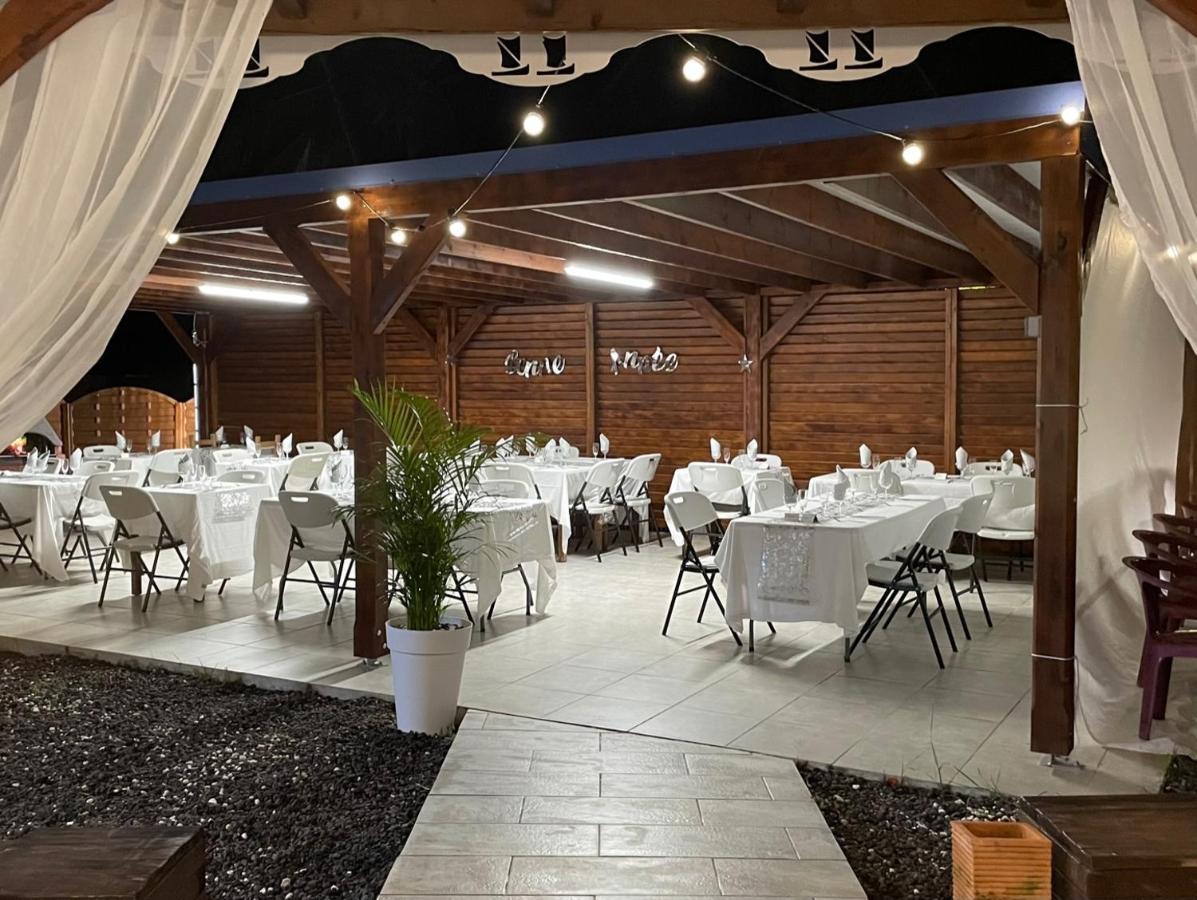 Les Creolines Aparthotel Sainte-Luce Luaran gambar