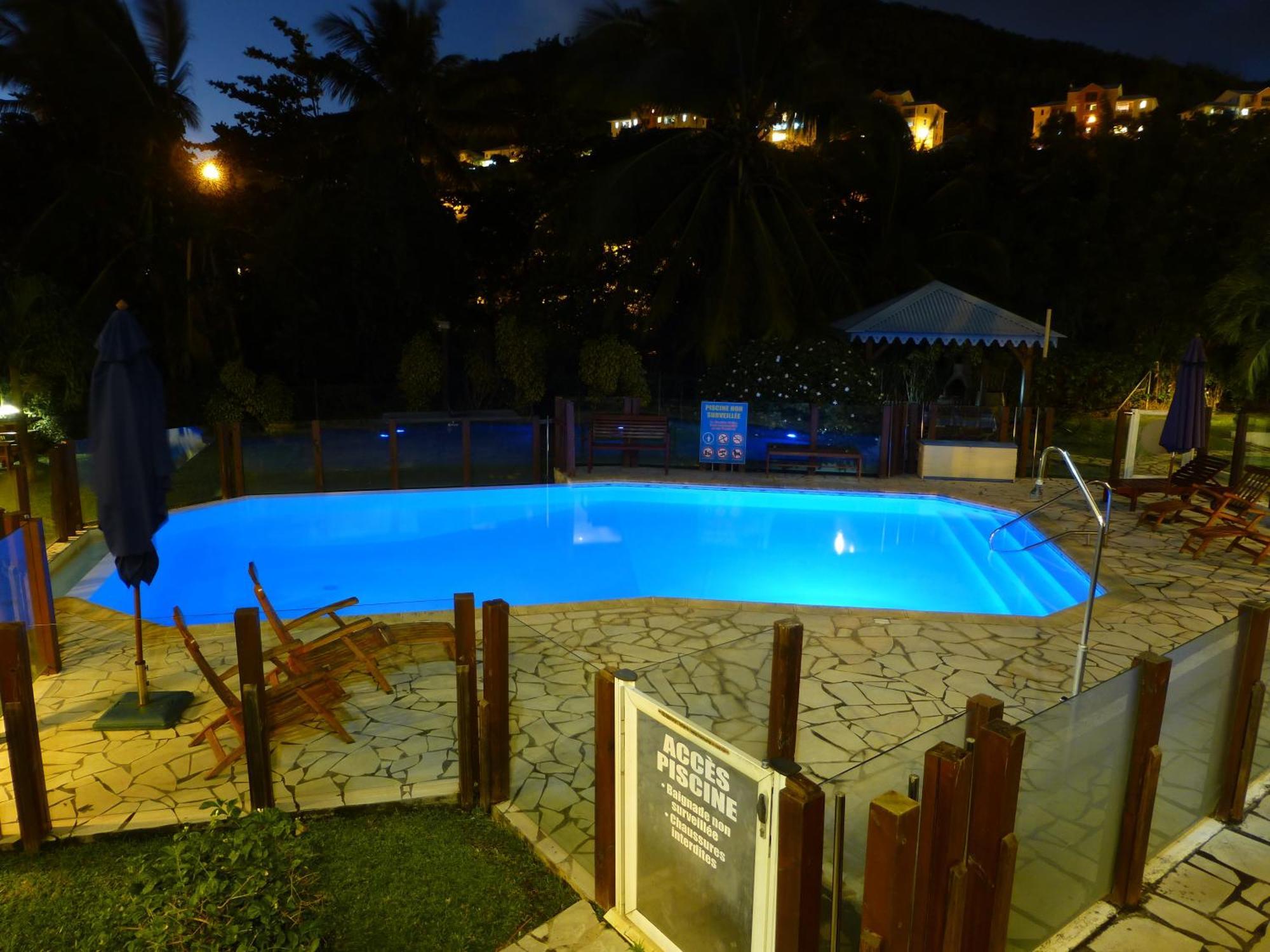Les Creolines Aparthotel Sainte-Luce Luaran gambar