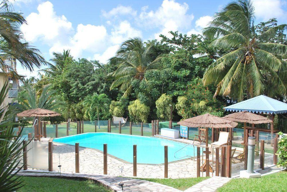 Les Creolines Aparthotel Sainte-Luce Luaran gambar