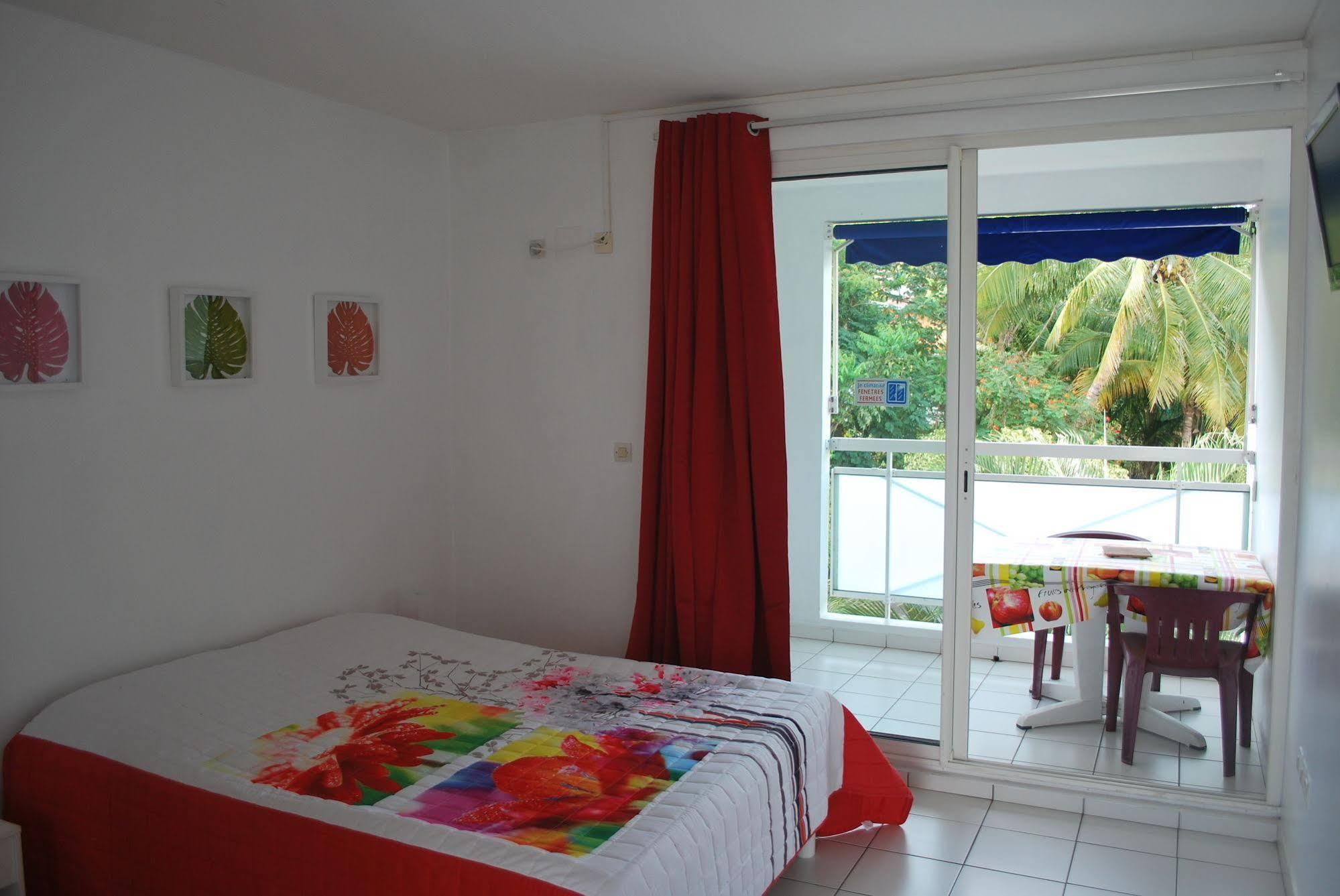 Les Creolines Aparthotel Sainte-Luce Luaran gambar